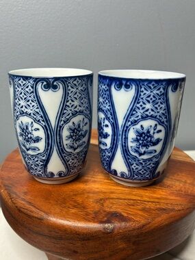 Vintage Japanese Blue & White Porcelain Yunomi Tea Cups Set of 2